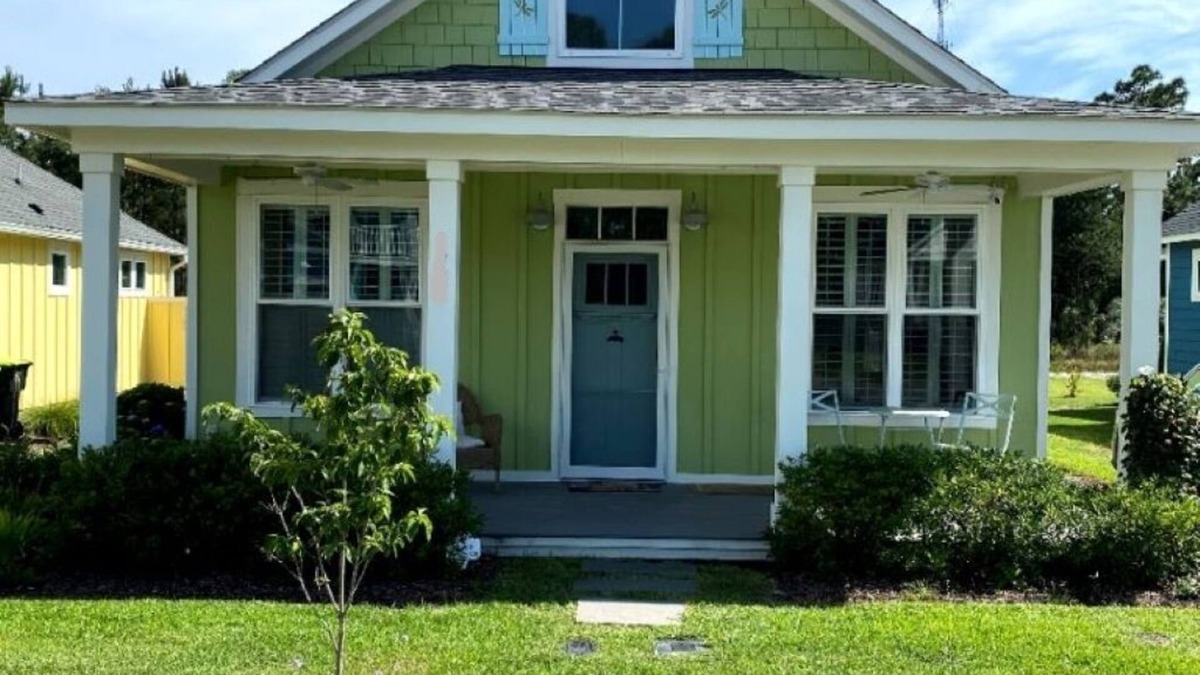 Shallotte Cottage | Dragonfly Cottage at the coast in Shallotte, NC.