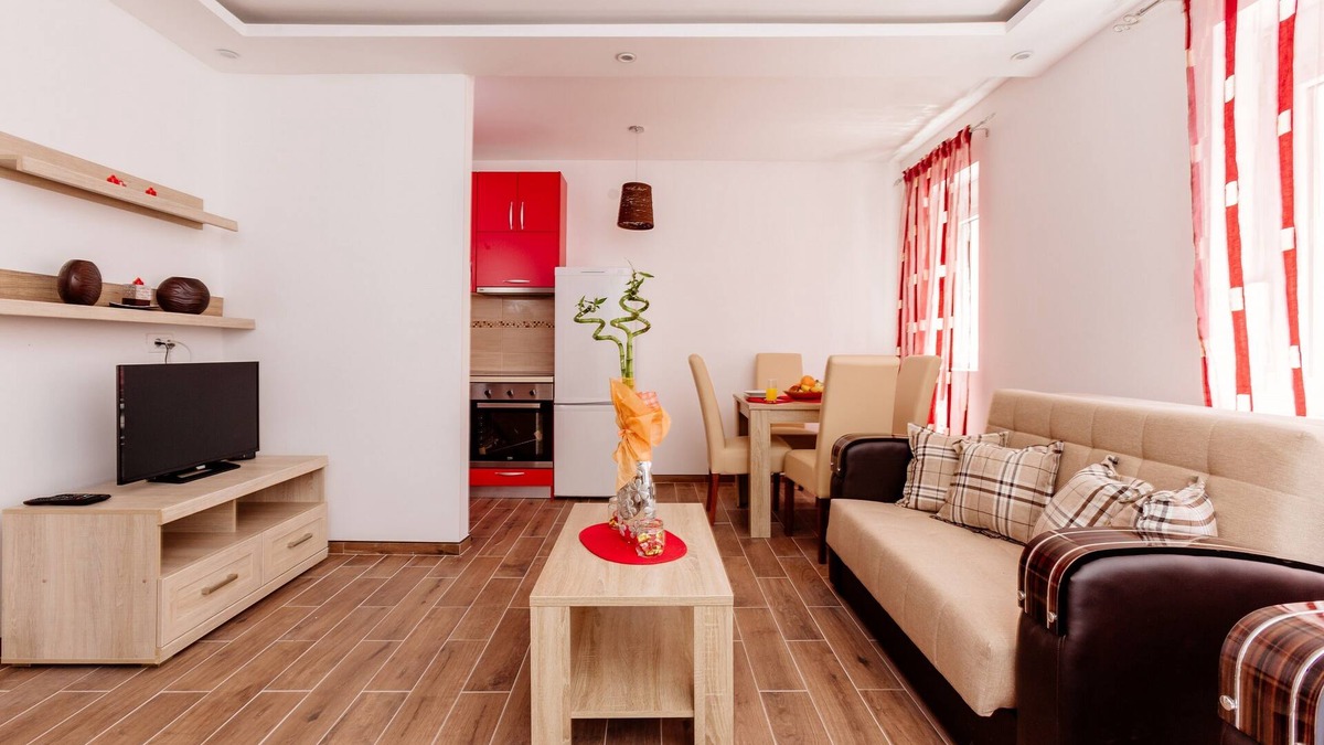 Lepetane Villa | Dram Vacation Apartments- Red Studio