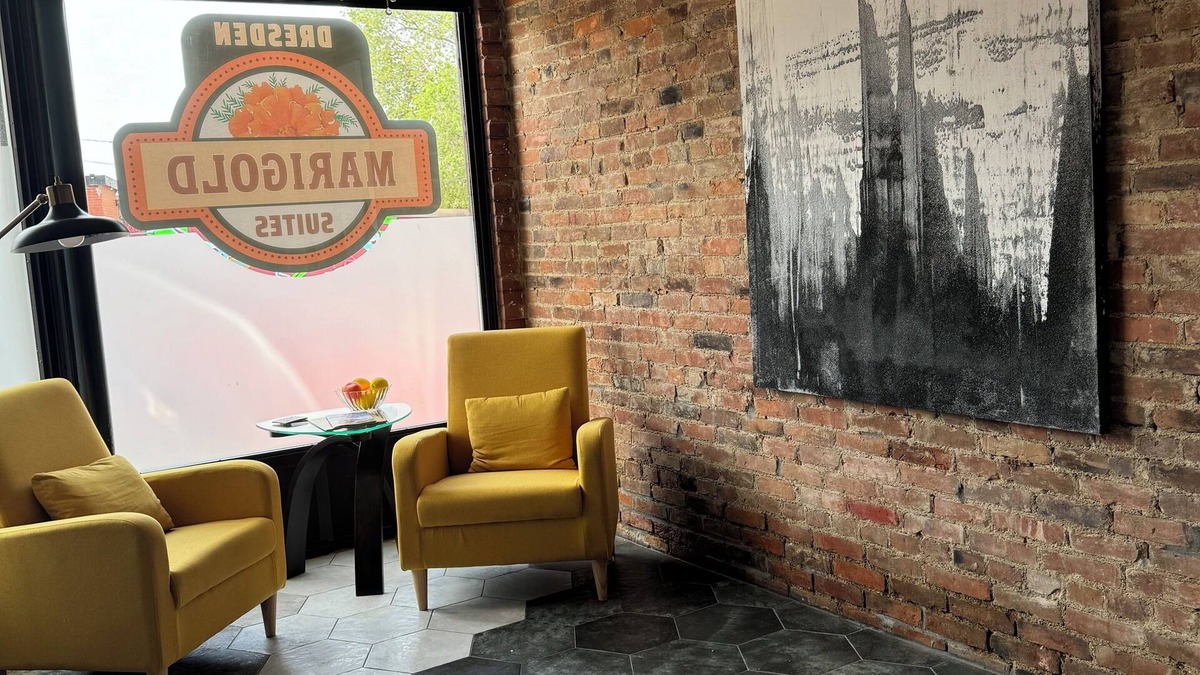 Dresden House | Dreaden Marigold Suites - Suite 1