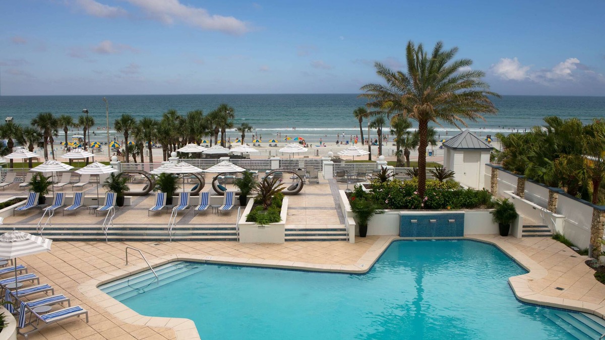 Brush - Stewarts Hotel | Dream Beach Vacay! Four Units Right on the Beach! 2 Pools, Spa & Parking!