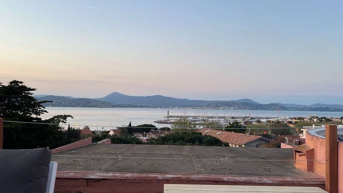 Saint-Tropez Apartment | Dream flat with sea view and roof terrace in the centre of St. Tropez