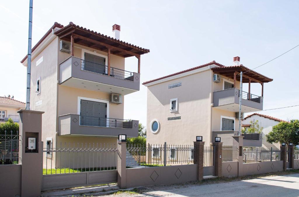 Aigialeia Villa | Dream Maisonete With Garden Near In Sea