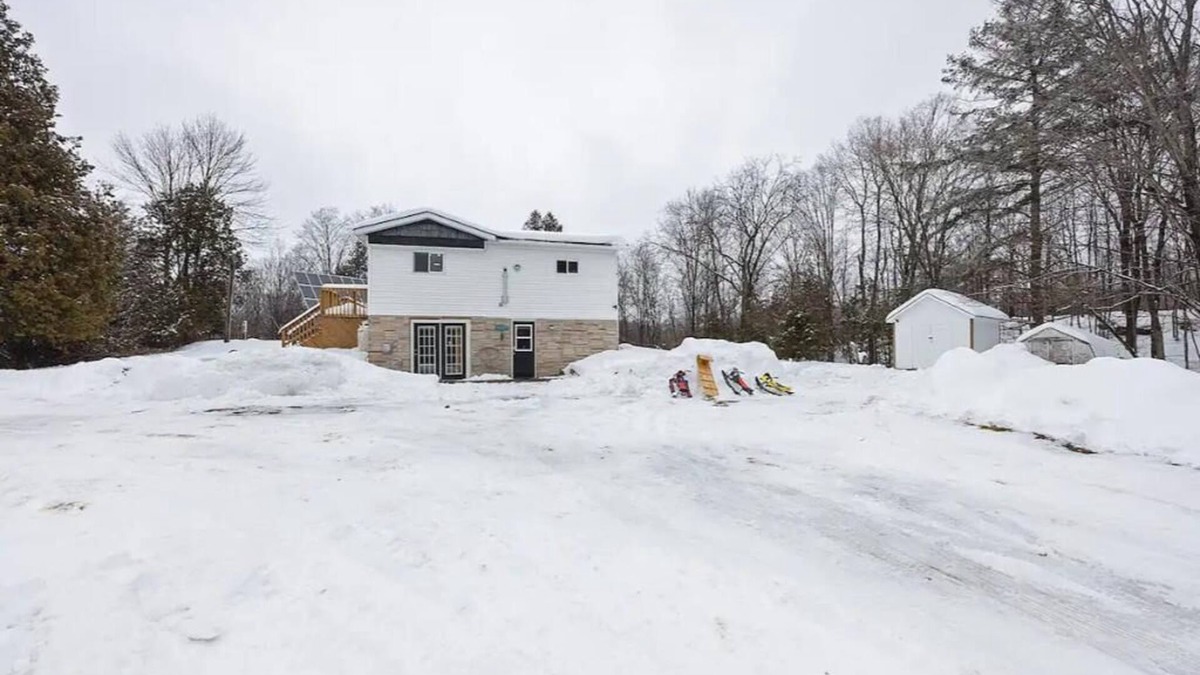 Arden House | Dream on a hill
