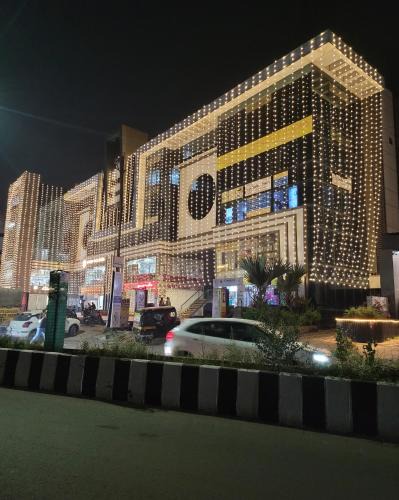 Surat Hotel | Dream Palace Surat