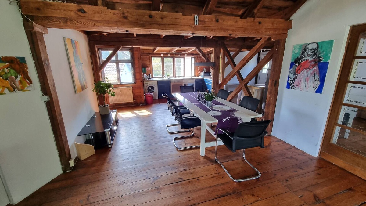 Grunheide Apartment | Dream top floor apartment by the lake