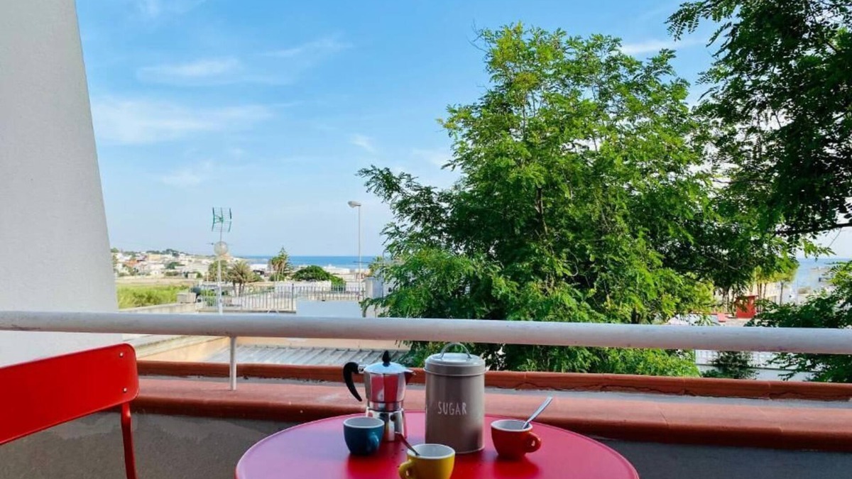 Torre Ovo House | Dream vacation in Torre Ovo - A stone's throw from the sea! 🌊☀️
