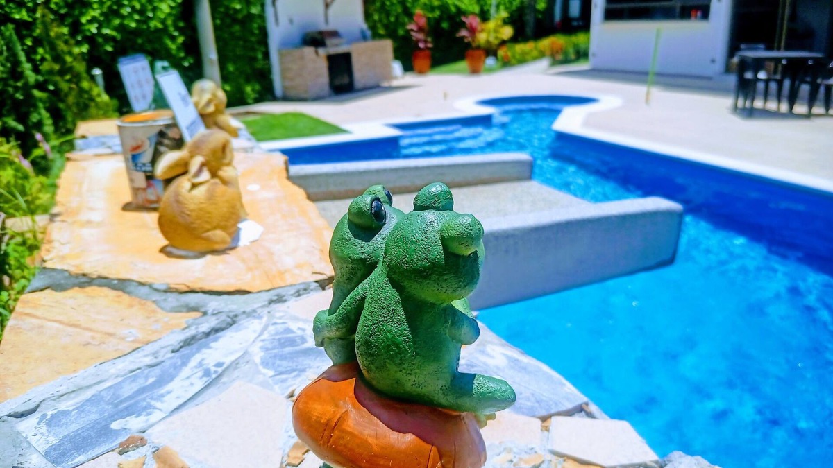 Ricaurte Villa | Dream Vacation - Private Pool, Jacuzzi & BBQ
