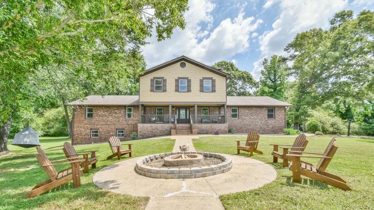 Gainesville Apartment | Dream Vacation Resort