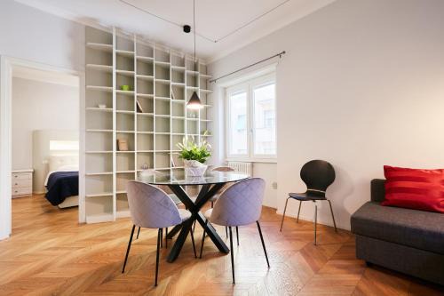 Monteverde Apartment | Dream Vatican Holidays - Marine & Vintage Cars