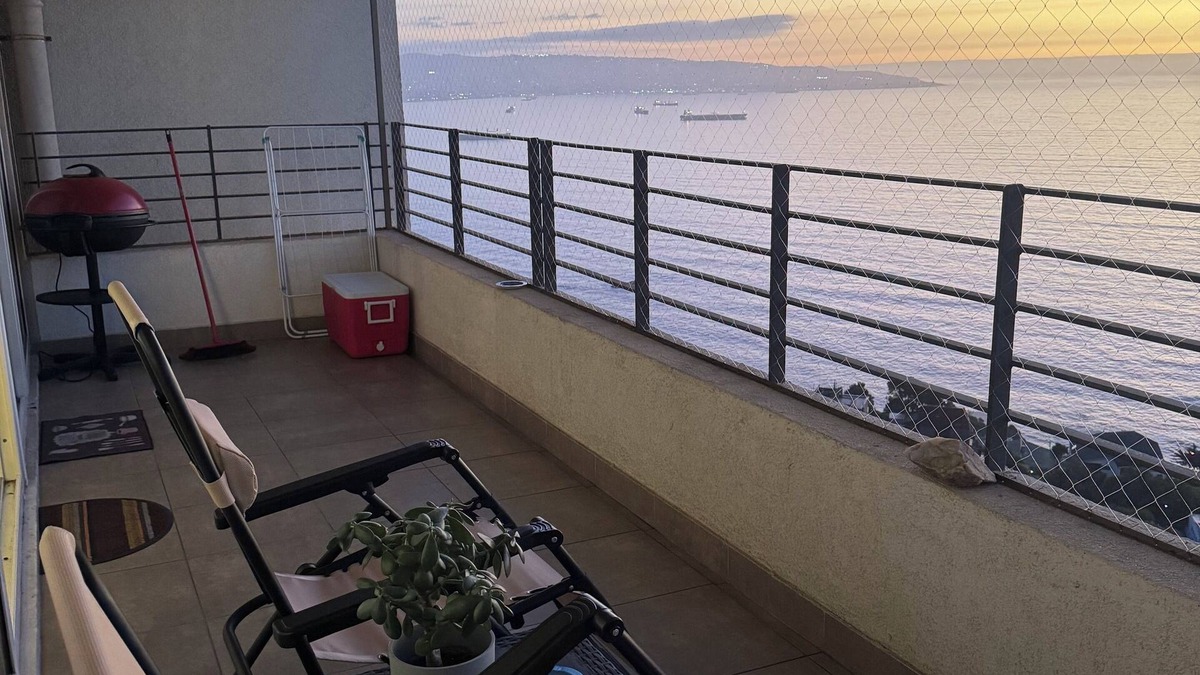 Renaca Apartment | Dream view in Viña, apartment in gorgeous area with WiFi, gym, pool and more.