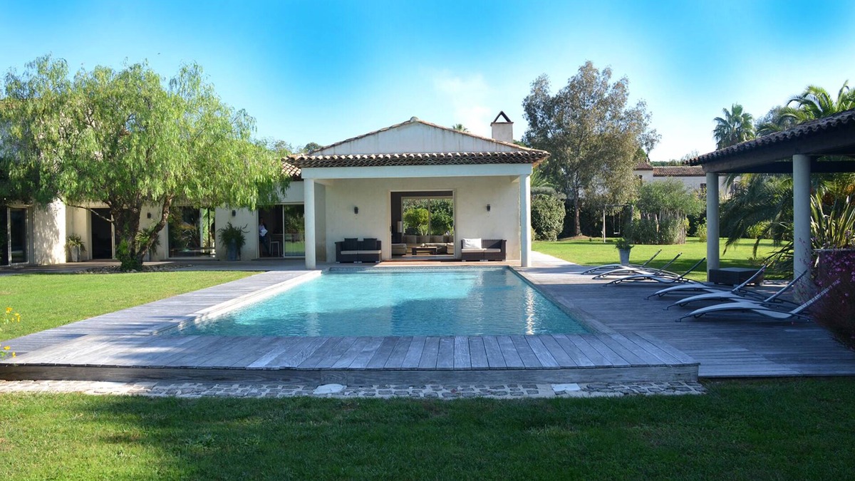 Cote d'Azur- French Riviera Villa | Dream villa near the beaches: Tahiti/Pampelonne. Saint-Tropez/Ramatuelle.