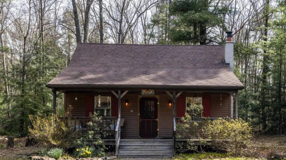 Sabinsville House | Dream Weaver : Pet Friendly!