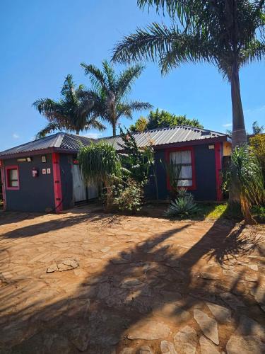 Dzanani House | DreamLand Guest Lodge