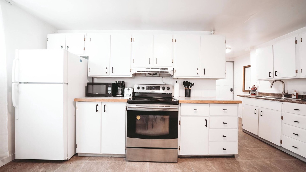 Montgomery House | Dreams off 16th