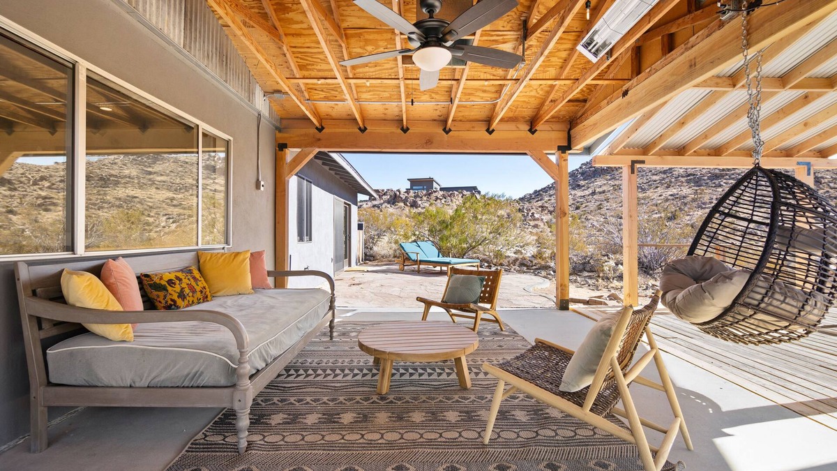 Joshua Tree House | 🌵Dreamspace - Peaceful Home w/Hot Tub, Fire Pit, Amazing Views & Close To Park Entrance🌵