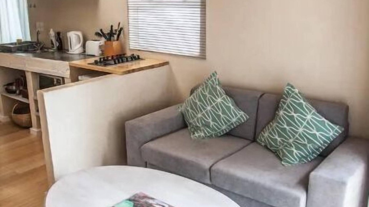 Kommetjie House | Dreamtime- 60m around the corner from the beach