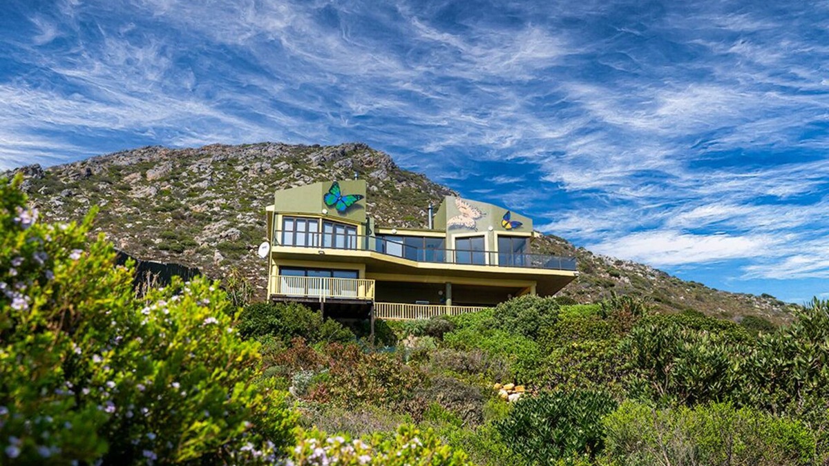 Pringle Bay Cabin | Dreamview Lodge @ The Butterfly Villa in Pringle Bay with breathtaking views