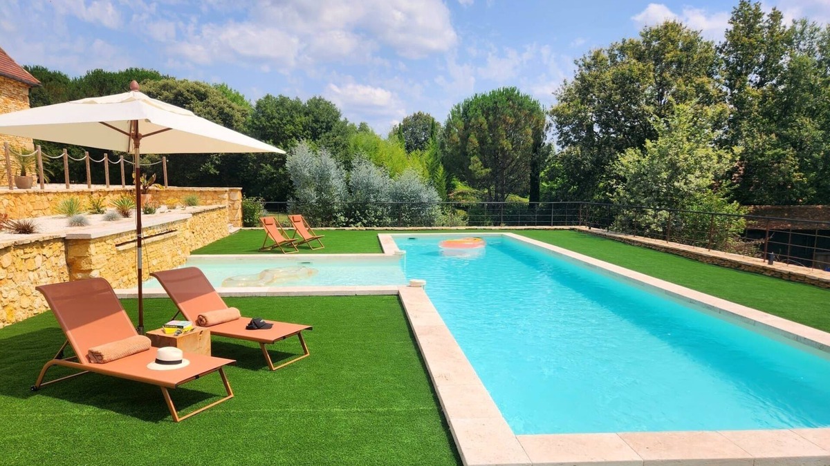 Castelnaud-la-Chapelle House | Dreamy 2BD Dordogne hideaway. Heated pool and views. 4 star classified.