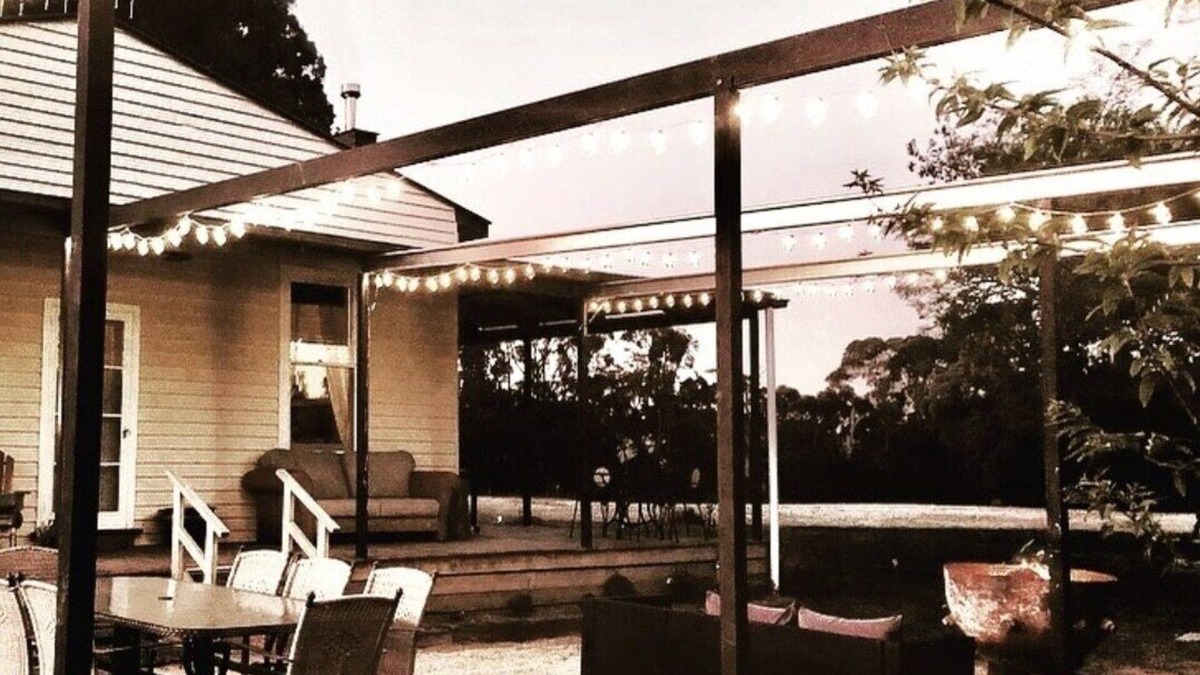 Strathbogie Cottage | Dreamy Farmhouse in a Breathtaking Location