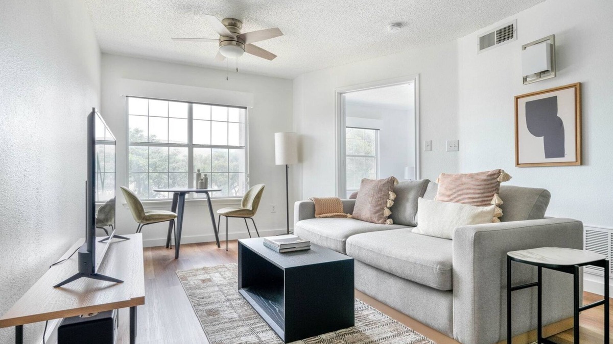 Gateway Apartment | Dreamy Gateway 1BR w/Gym, Pool, nr Shopping, by Blueground