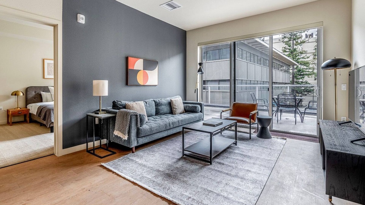 Piedmont Avenue Apartment | Dreamy Oakland 2BR w/Gym, walk to Restaurants & Shops, by Blueground
