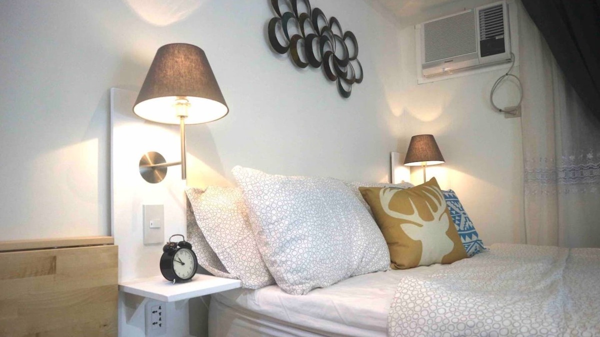 Paco Condo | Dreamy Studio with Netflix+High Speed Wifi