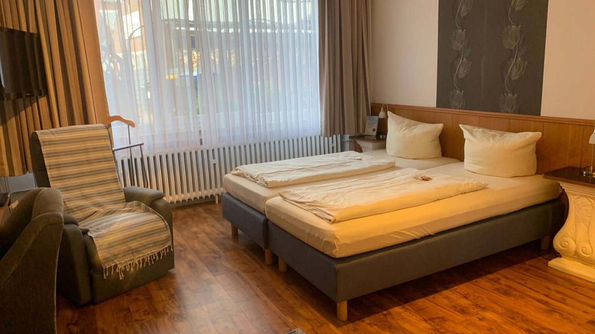 Hervest House | Dreibettzimmer - Hotel Grütering