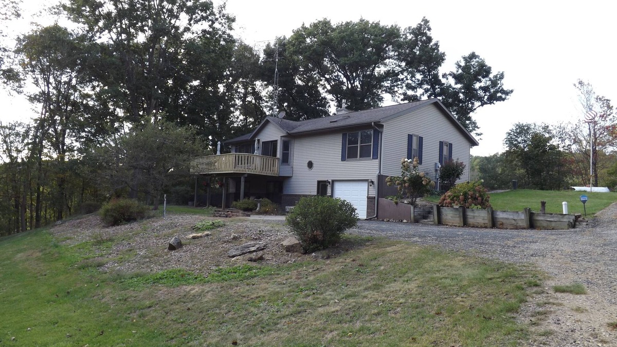 Mather House | Driftless Area Country House: large deck, spring fed creek, Amish area