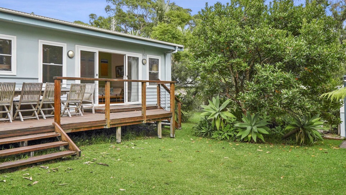 Bendalong House | Driftwood Cottage near the beach