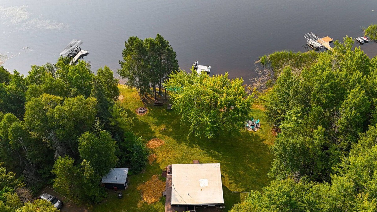 Whiteface Reservoir Cabin | Driftwood Dreams Escape | Island Lake Cabin