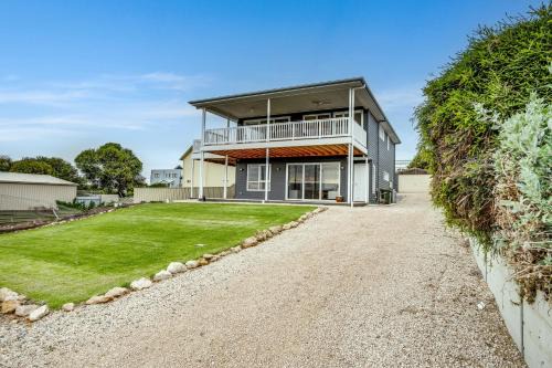 Middleton House | Driftwood Dunes - 67 Newell Avenue Middleton - No Linen Included