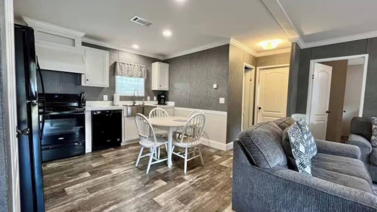 Beaufort House | Driftwood Dunes - Sleeps 6