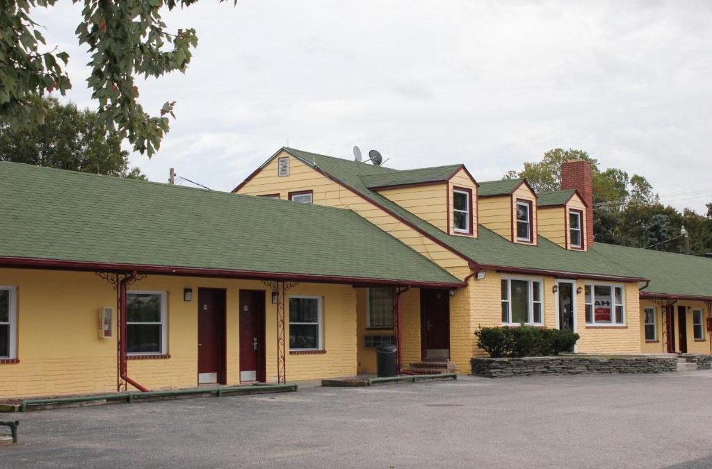 Chestertown Hotel | Driftwood Inn