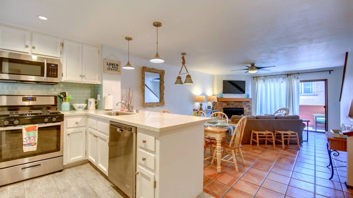 Imperial Beach House | DRIFTWOOD VILLA: Gorgeous Remodel . Across the Street from the Beach!