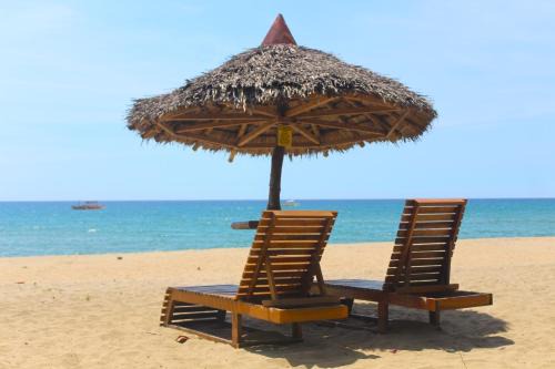 Sipalay Resort | Driftwood Village Resort