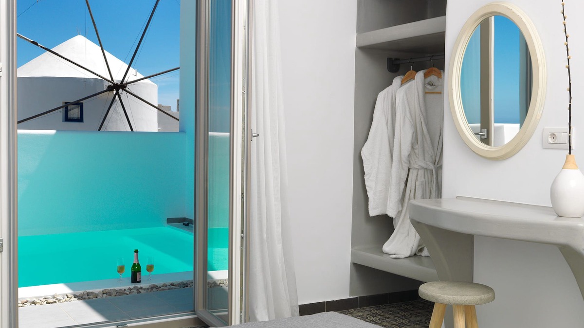 Vothon Villa | "Drops" 2 Bedroom Villa with Private Swimming Pool #authenticsantorini