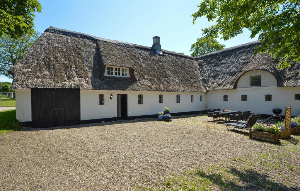 Branderup J House | Drosselgården