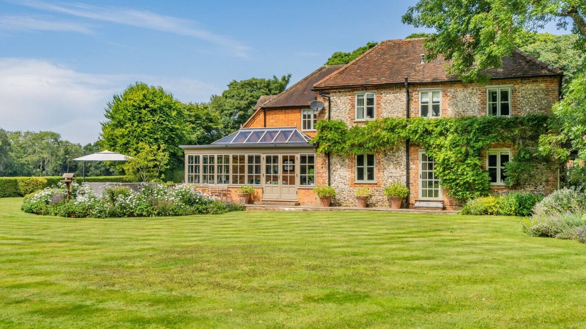 Turville House | Drovers - Seven Bedroom House, Sleeps 13