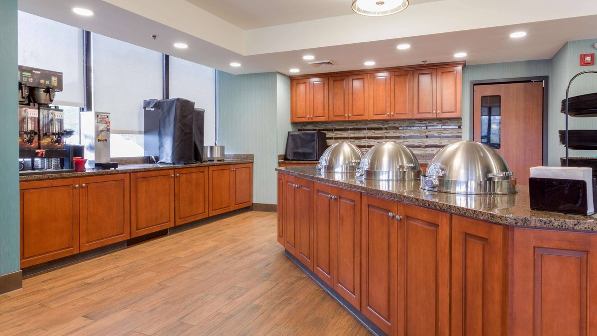 Crestline Heights Hotel | Drury Inn & Suites Birmingham Grandview