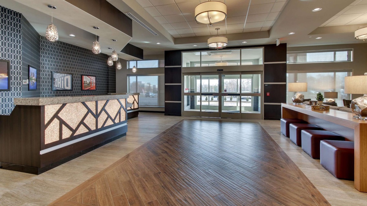 Orange Hotel | Drury Inn & Suites Cleveland Beachwood