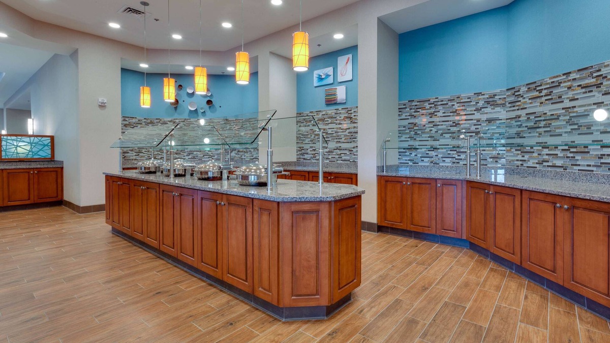 Gainesville Hotel | Drury Inn & Suites Gainesville