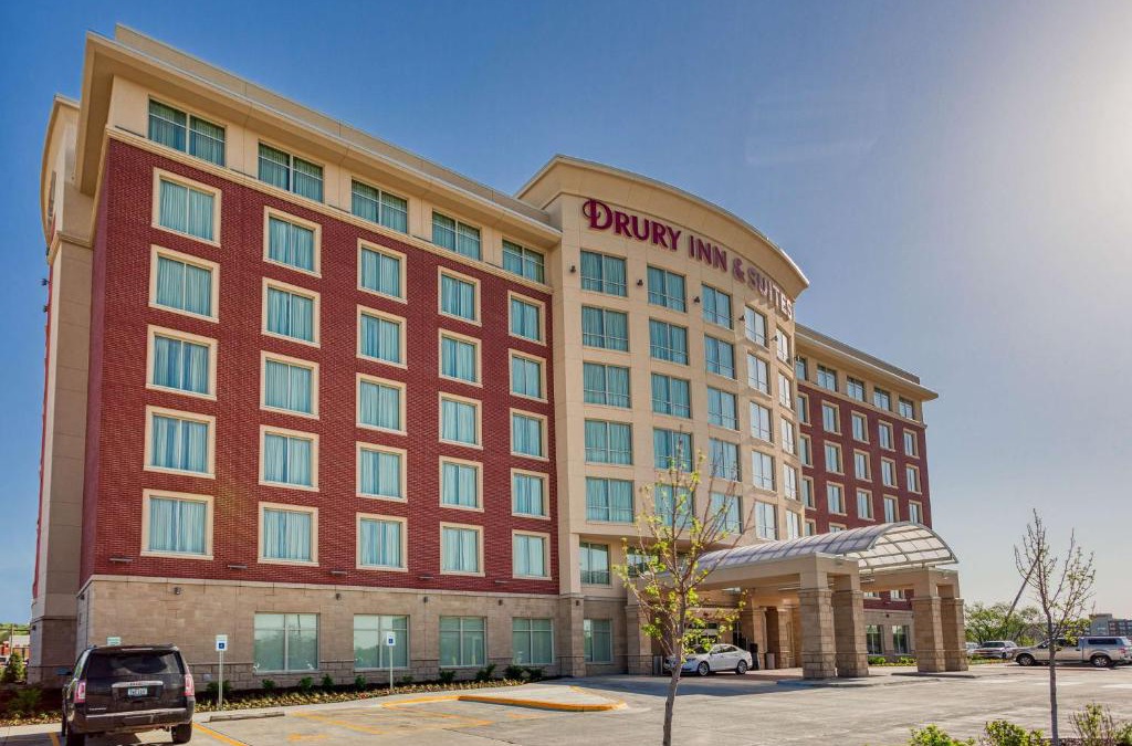 Iowa River Landing Hotel | Drury Inn & Suites Iowa City Coralville