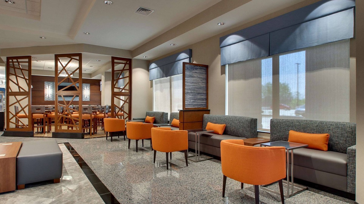 Iowa River Landing Hotel | Drury Inn & Suites Iowa City Coralville