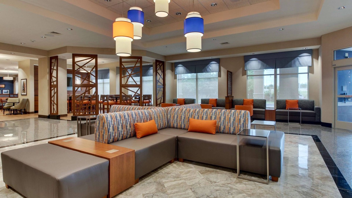 Ashley Oaks Hotel | Drury Inn & Suites Knoxville West