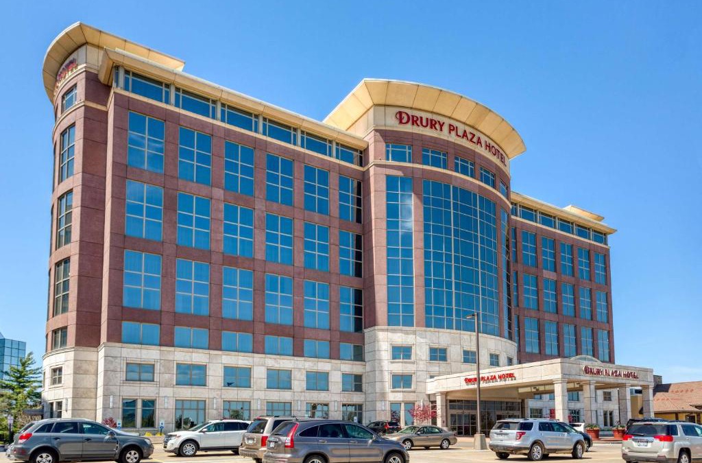 Chesterfield Hotel | Drury Plaza Hotel St. Louis Chesterfield