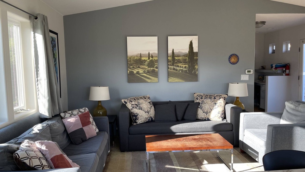 Healdsburg House | "Dry Creek Villa" at Lavender Hill Vineyards