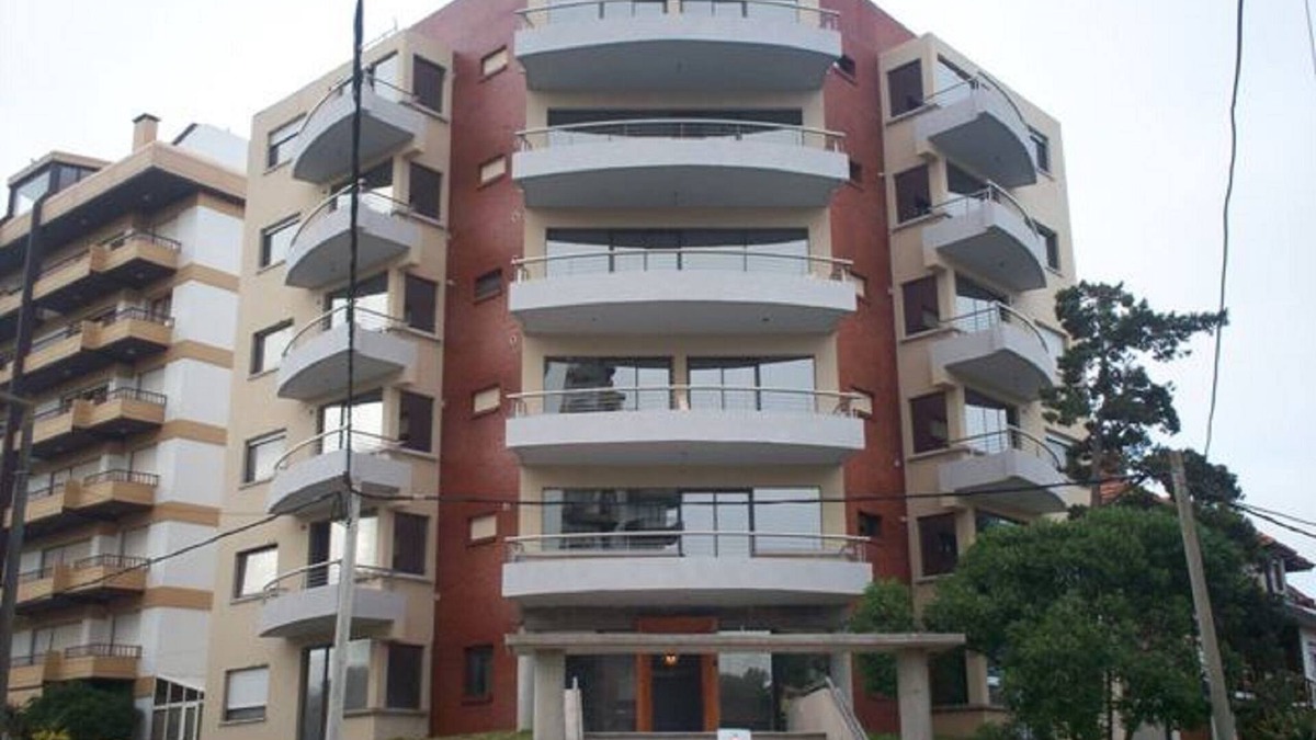 Villa Gesell Apartment | Dto 4C, DÚPLEX A PASOS DEL MAR, ALQUILER FAMILIA