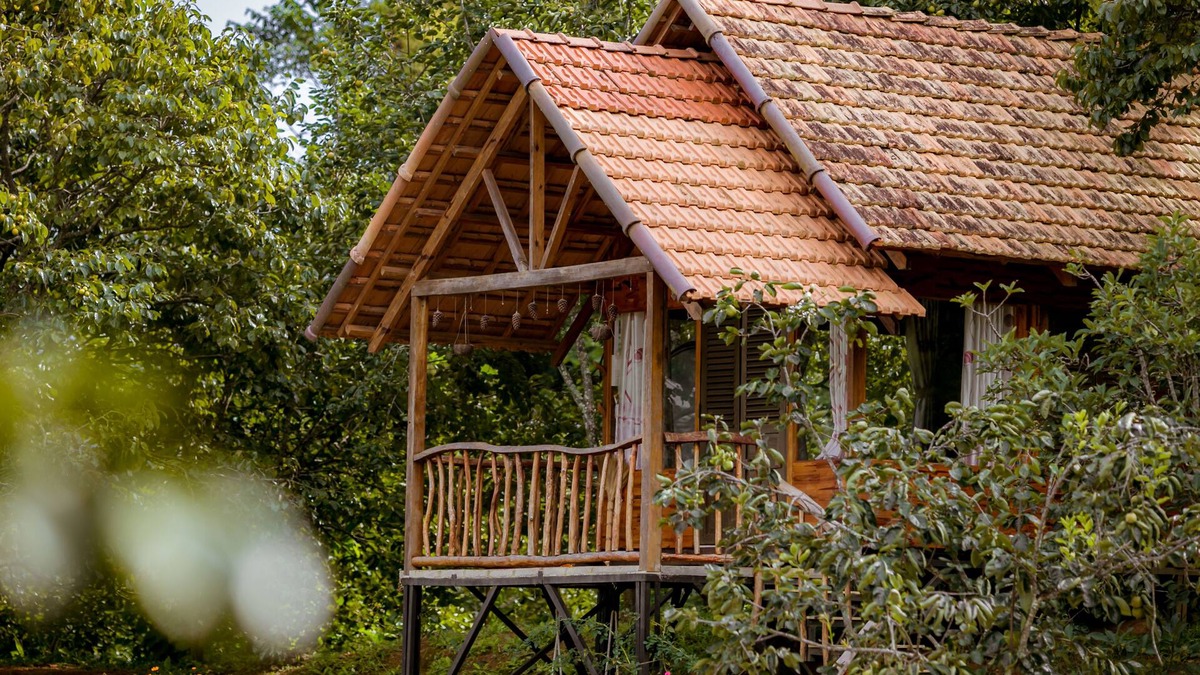 Don Duong Cabin | Du An Garden Retreat Forest