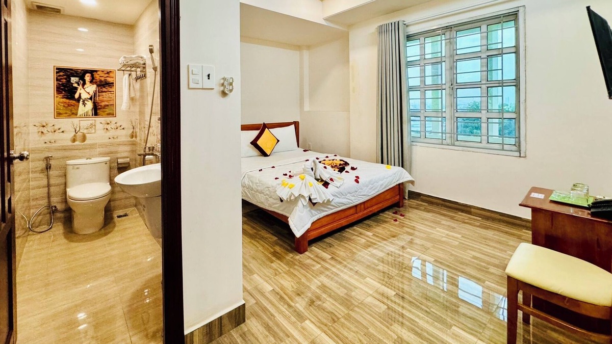 District 12 Hotel | Duc Phuc Hotel