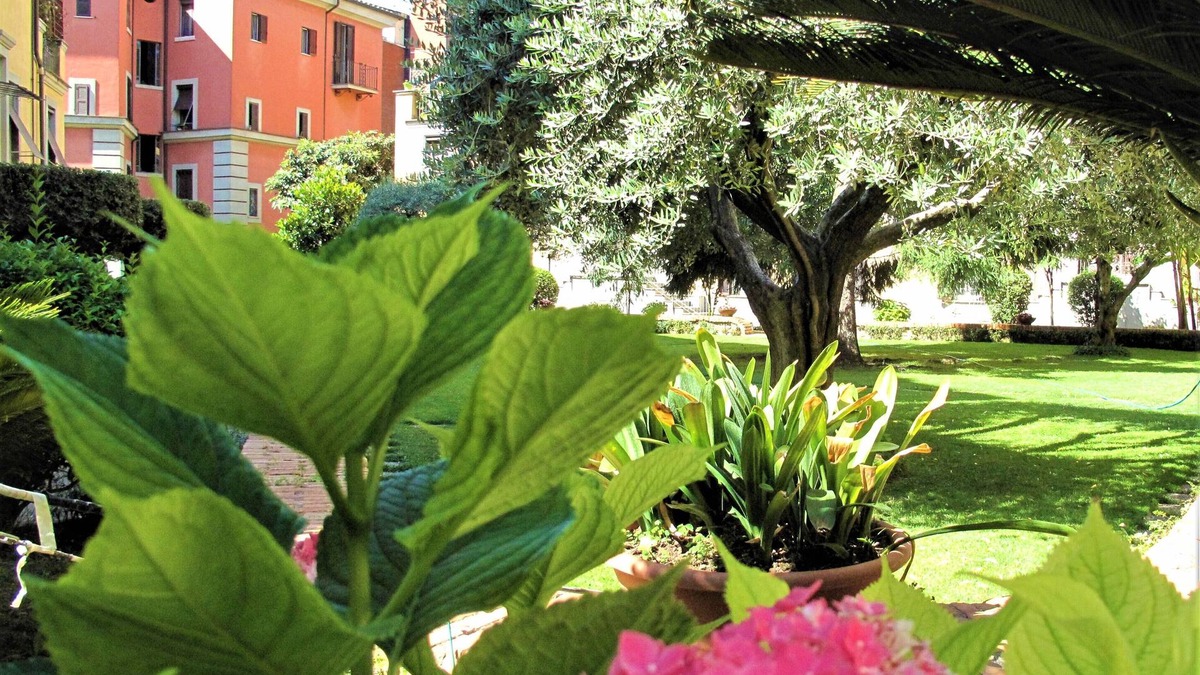 Tor di Quinto Apartment | DUCHIDI CASTRO CHIC - MILVIAN BRIDGE
